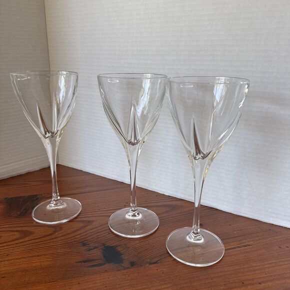 Set Of 3 Crystal Wine Glasses Modern Lines - Picture 2 of 7